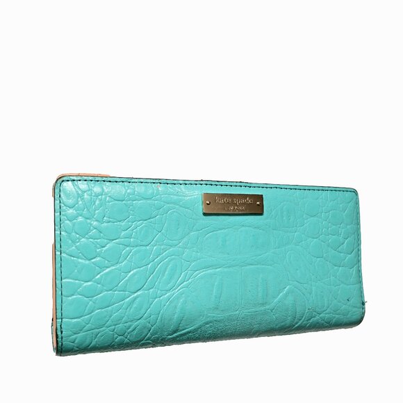 KATE SPADE Wallet-Tiffany Blue with Tan Interior Snap Closure - Picture 1 of 6